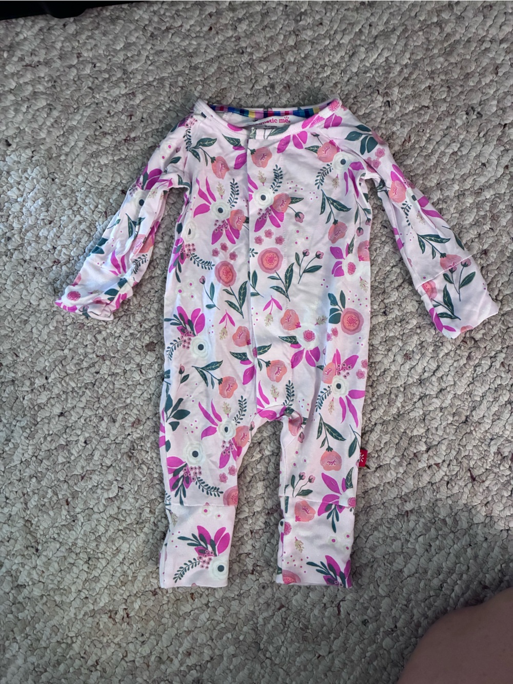 Magnetic Me pajamas - Picture 2 of 3